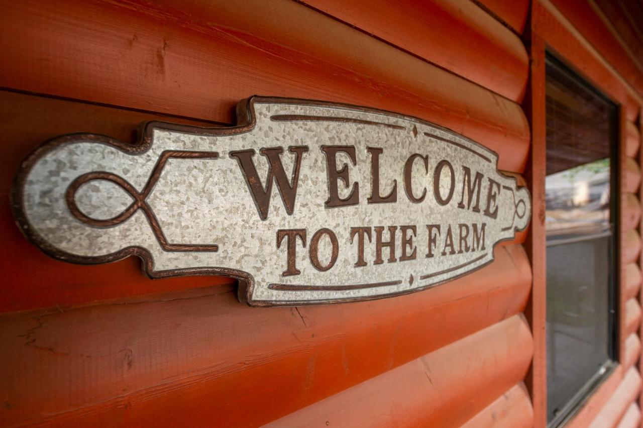 Cabin 1 Rental 15 minutes from Magnolia&Baylor Waco Esterno foto